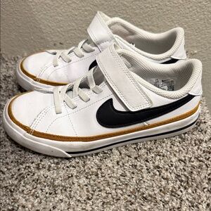Nike Low Top Blazers, Kids White & Black